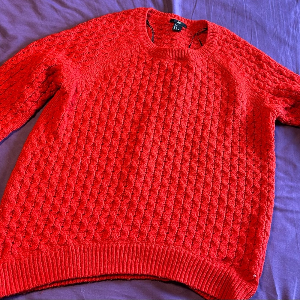 H&M red knit sweater size medium